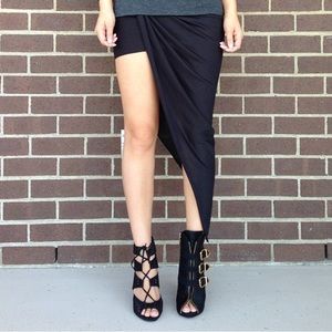 Black Asymmetrical Twist Front HOMMAGE Skirt